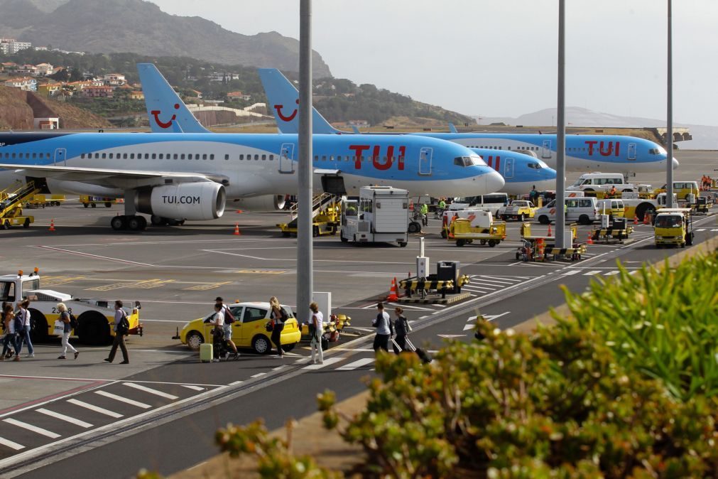 Situação normalizada no aeroporto da Madeira mas ainda com ...