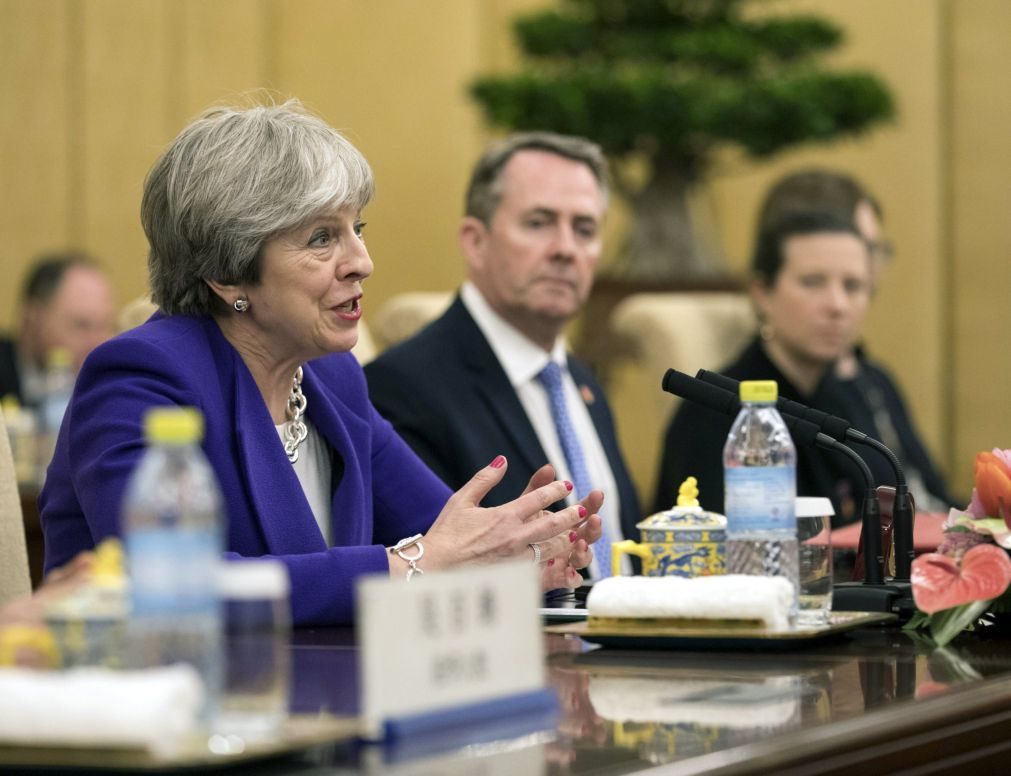 May contra direitos iguais para cidadãos da UE que cheguem após 'Brexit'