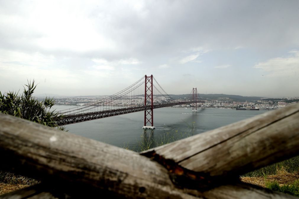 Governo diz que processo de início das obras na ponte 25 de Abril está «em bom ritmo»