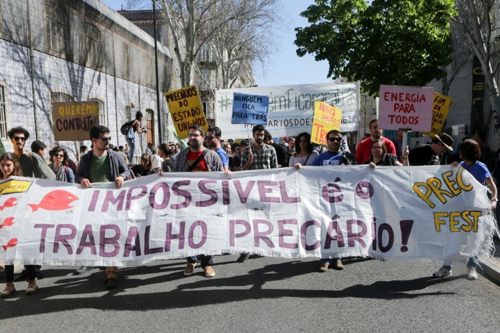 Jovens trabalhadores manifestam-se hoje em Lisboa contra a precariedade