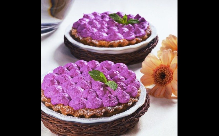 Estas tarteletes de frutos vermelhos vão dar mais cor à sua mesa