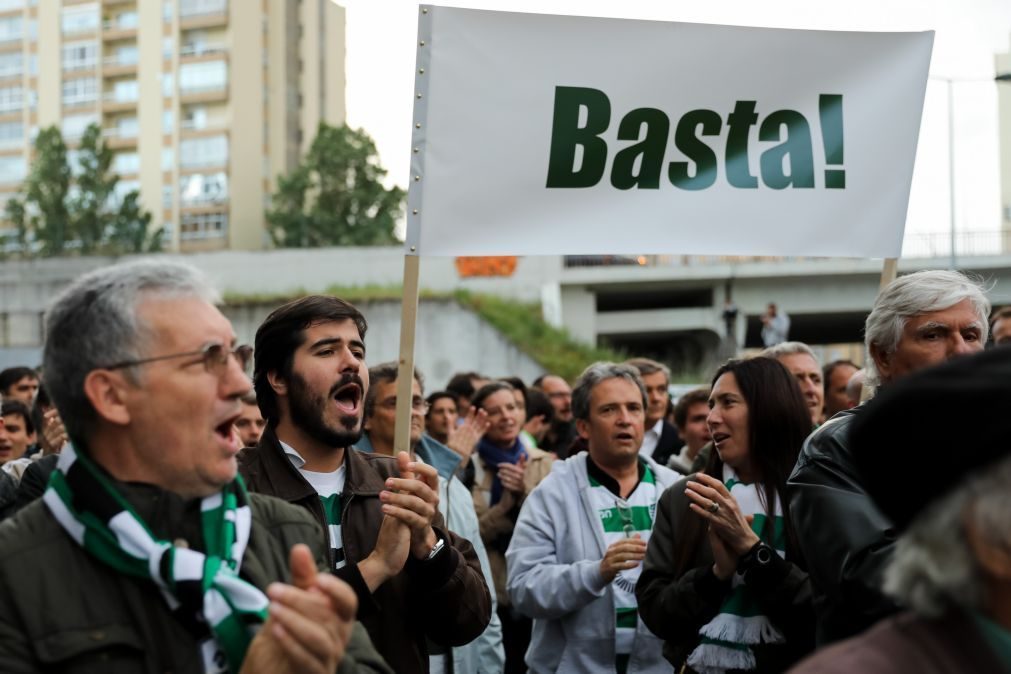 Sporting: Meio milhar pede eleições antecipadas e saída de Bruno de Carvalho