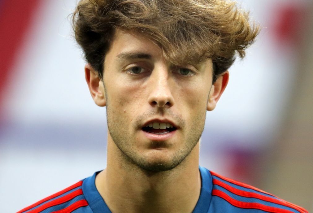 Real Madrid contrata Álvaro Odriozola à Real Sociedad