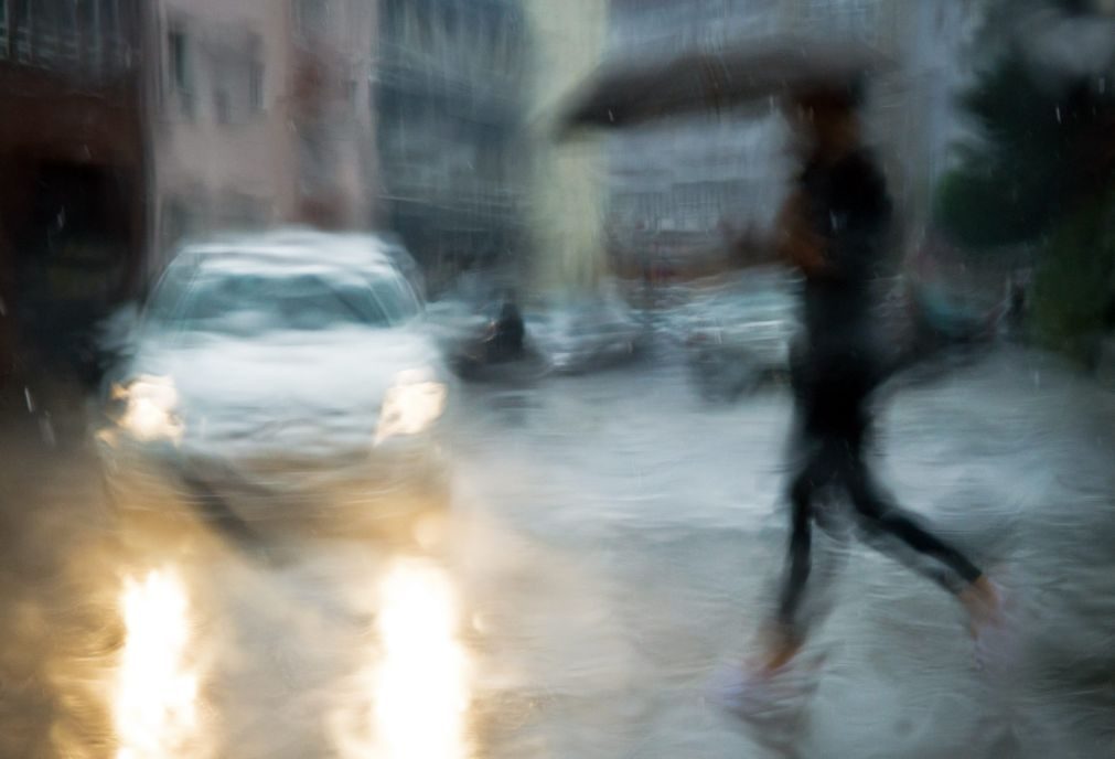 ALERTA! Chuva e vento forte e agitação marítima no fim de semana