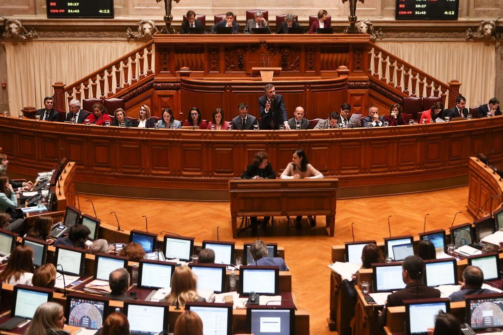 Parlamento aprova aumento extarordinário das pensões em janeiro