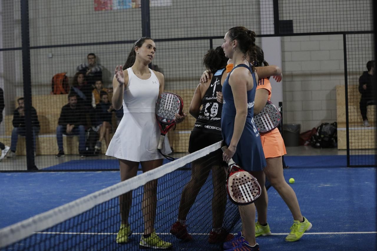 Clube de Padel junta mulheres por uma causa solidária em nome dos animais