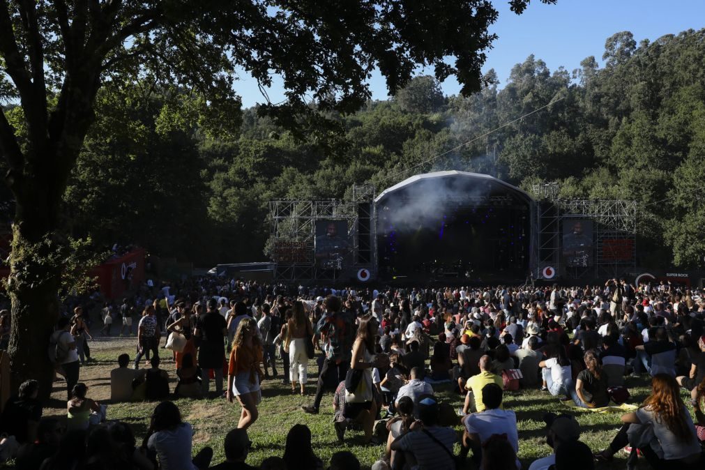 Terceiro dia do festival Paredes de Coura marcado por nomes fortes do