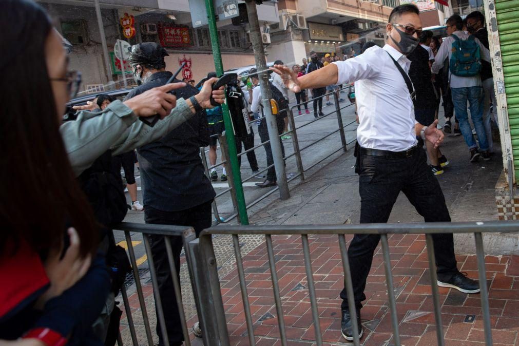 Polícia de Hong Kong confirma disparo sobre jovem que se encontra «em estado crítico»