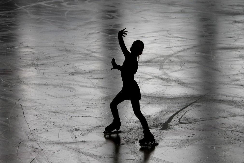 Sarah Abitbol | Ex-patinadora revela ter sido violada aos 15 anos por antigo treinador