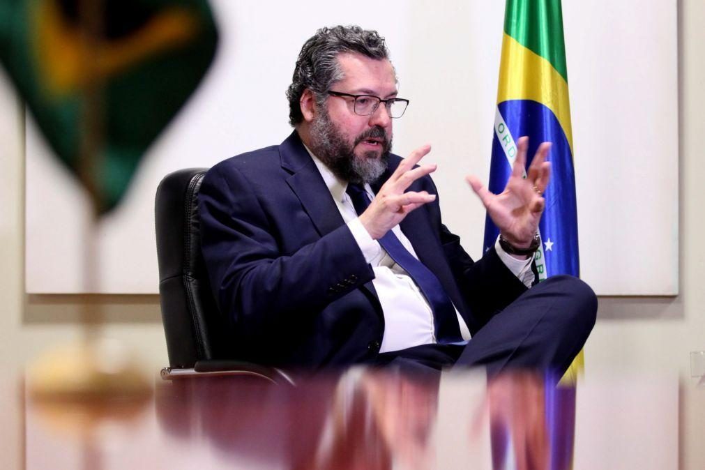 Ministro das Relações Exteriores do Brasil pede demissão