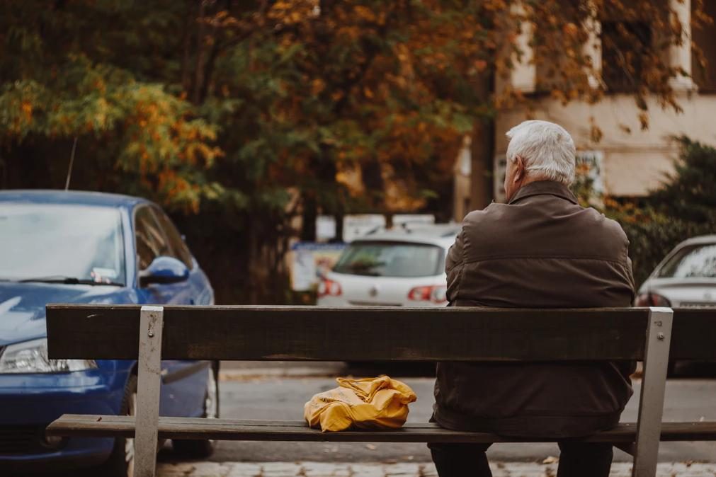 Reformado de 73 anos que abusou de menina fica em liberdade