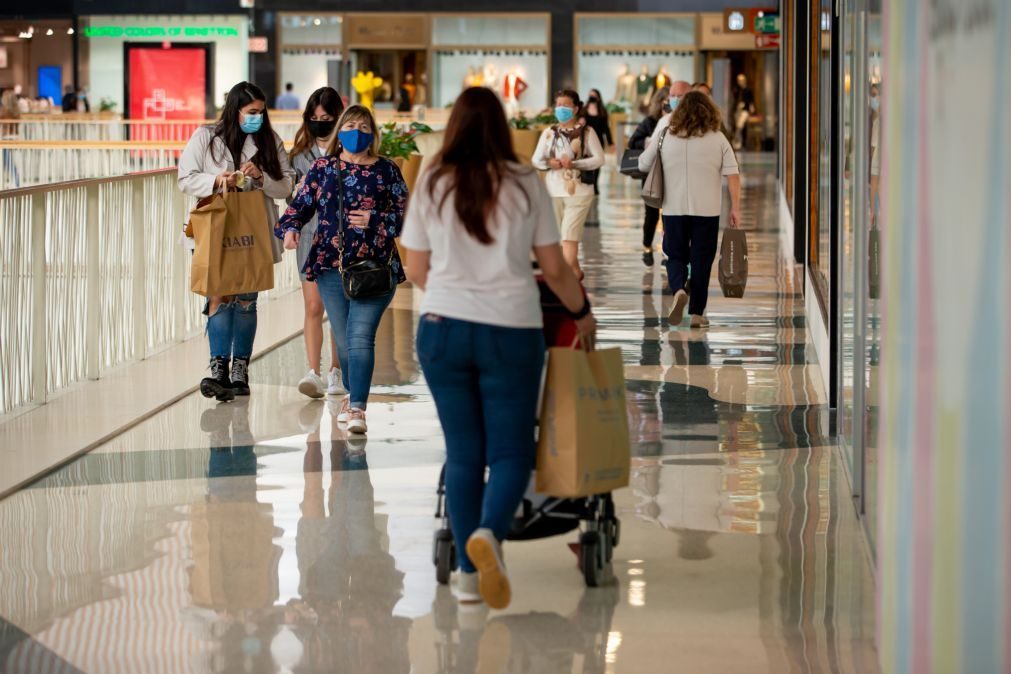 Número de compras atingiu na semana passada valores pré-pandemia