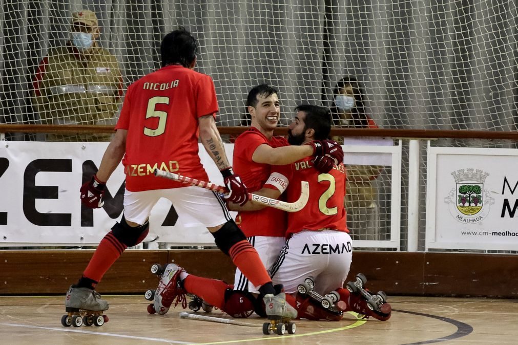 Benfica com arranque avassalador vence FC Porto nas 'meias' do Nacional de hóquei