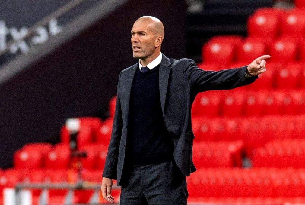 Zidane deixa de ser treinador do Real Madrid após época desastrosa