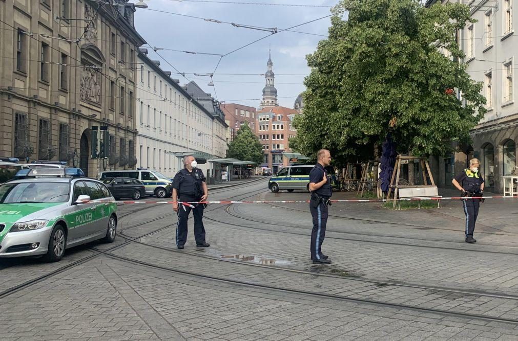 Polícia investiga motivo do ataque na cidade alemã de Wuerzburg