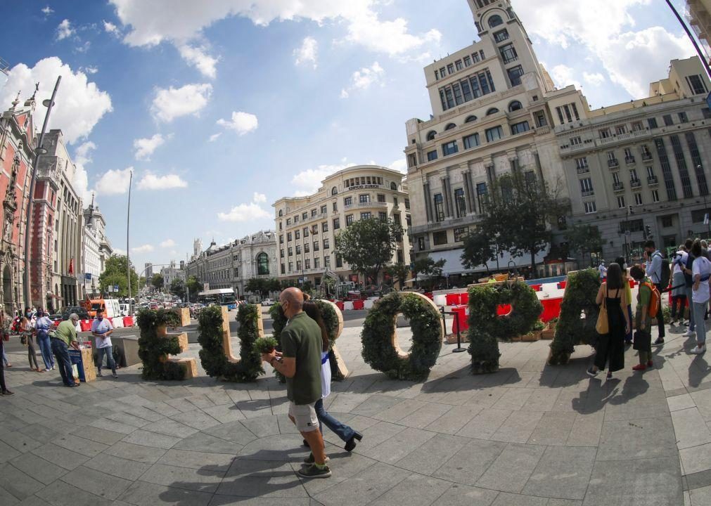 Jovens exigem um melhor futuro profissional em conferência da UE