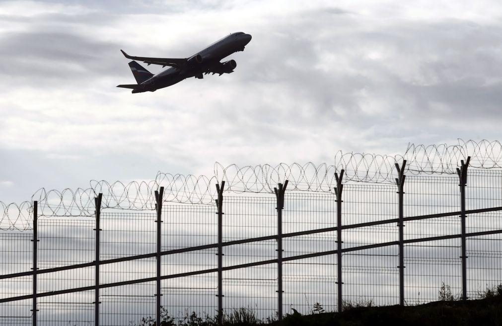 Ucrânia: Portugal fecha espaço aéreo a companhias aéreas russas