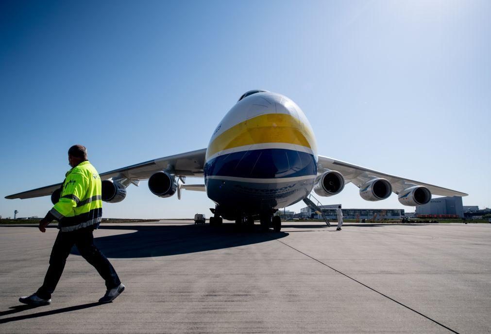 Forças russas destroem maior avião de carga do mundo perto de Kiev