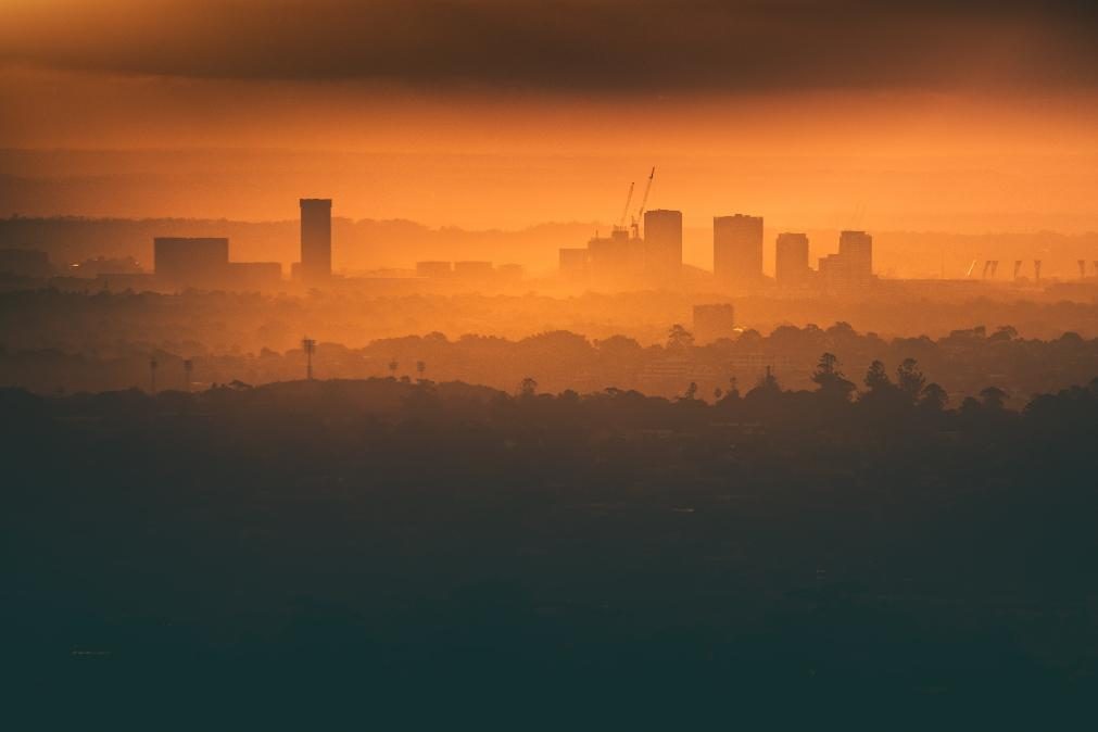 Do clima aos tubos de escape, como melhorar a qualidade do ar das nossas cidades